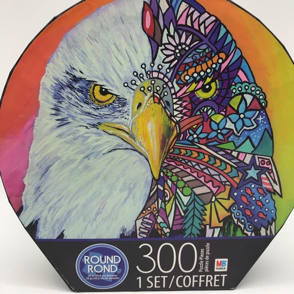Round Eagle 2018 Hasbro Jigsaw Puzzle Game Toy Colorful Bird 300 PC 20 inch - Picture 2 of 10